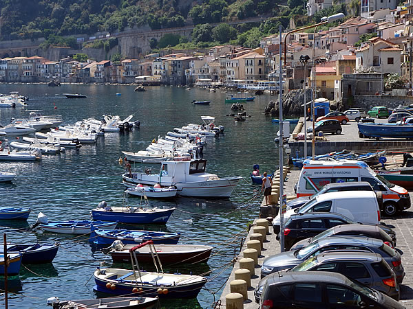 fishing village of scilla